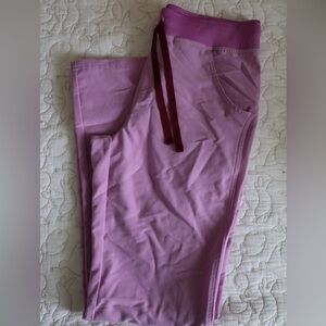 FIGS scrub pants. Technical Collection.